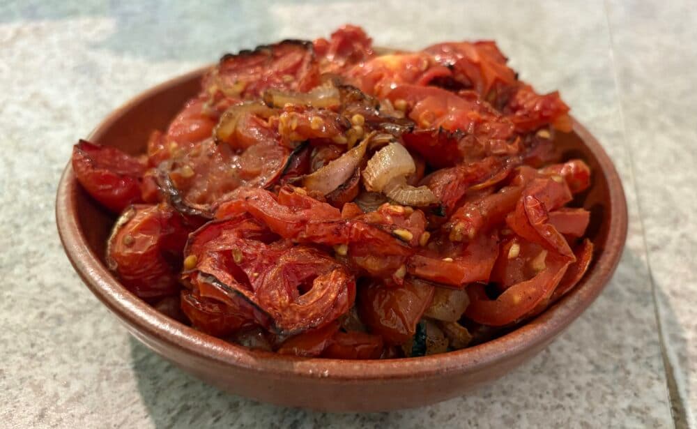Balsamic Tomato Jam Dip