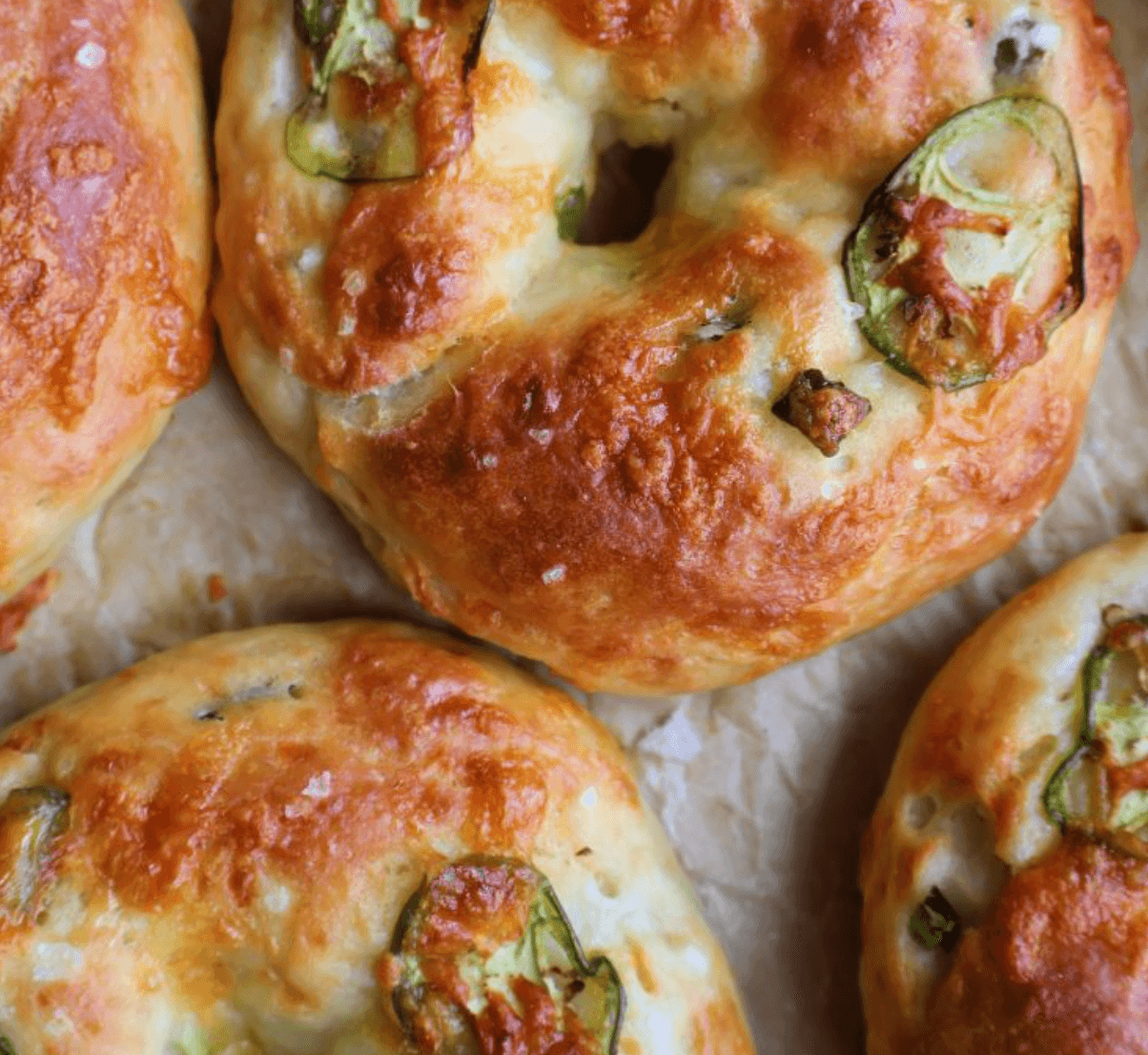 Jalapeno Cheddar Greek Yogurt Bagels